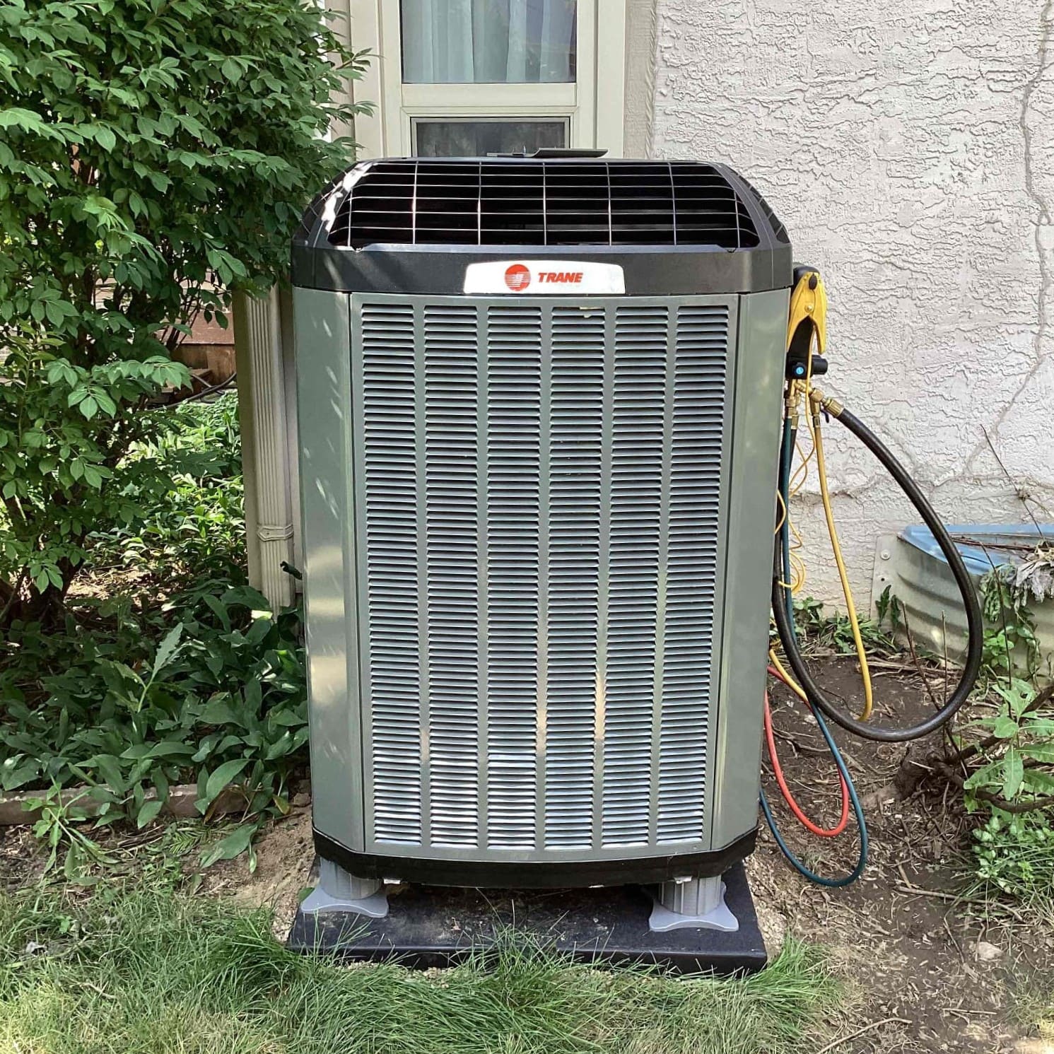 Trane XL17i heat pump installed in Dublin, OH, by Logan Services.