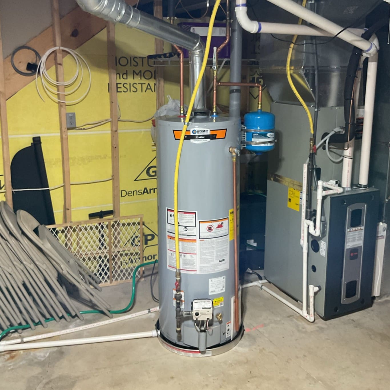 State standard tank water heater installed in Dublin, OH, by Logan Services plumbers.