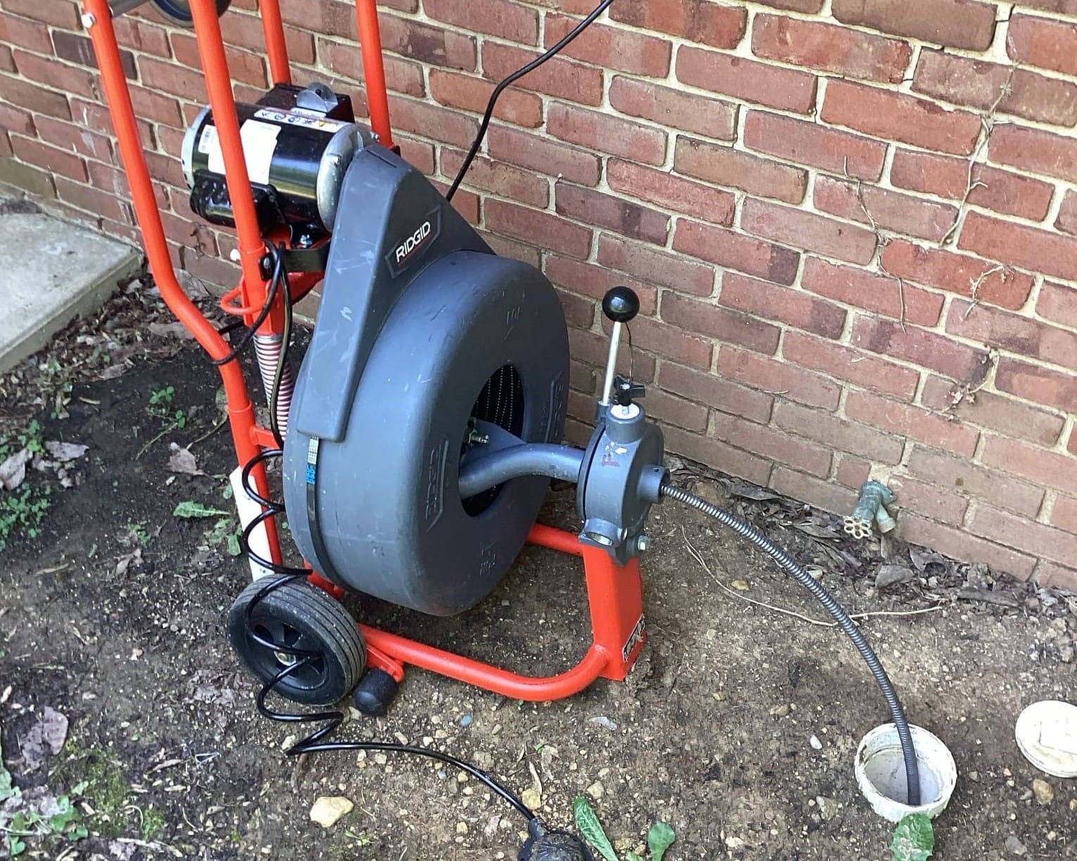 Leaves Clog Drains & Sewer Lines | Expert Sewer Drain Cleaning